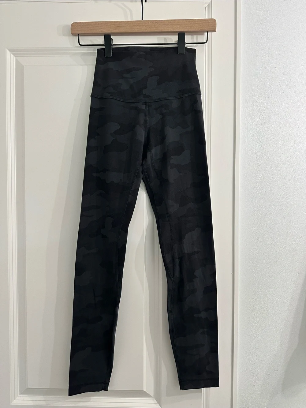lululemon Align Black Camo High-Rise Leggings - Picture 2 of 5